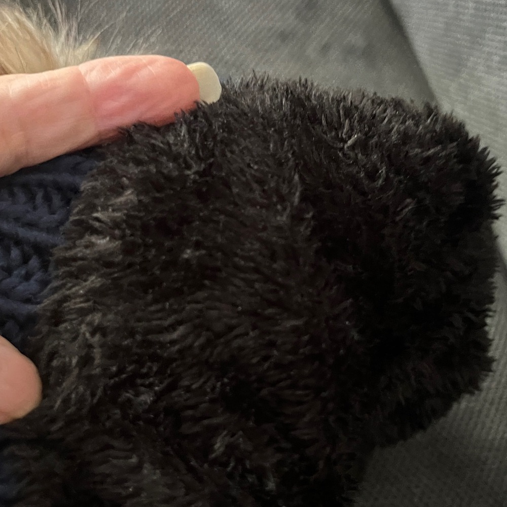 Navy Blue Pom Pom Beanie - Picture 2 of 3